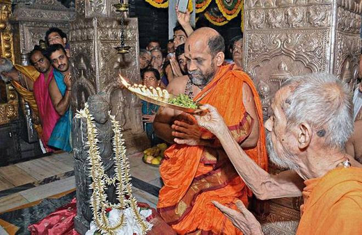 Krishna idol 